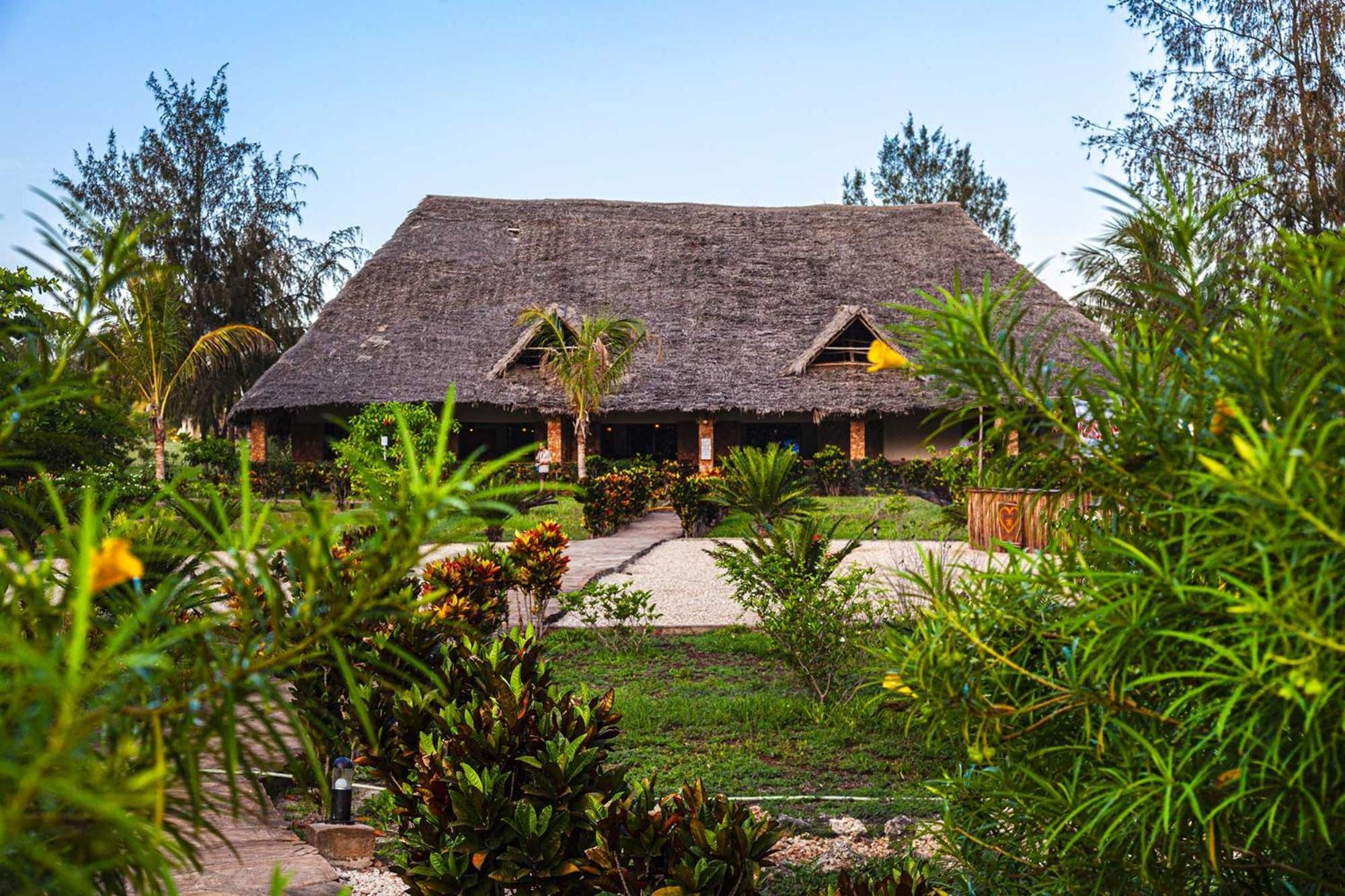 Vrclub Paje Palms Beach Resort Ngoại thất bức ảnh
