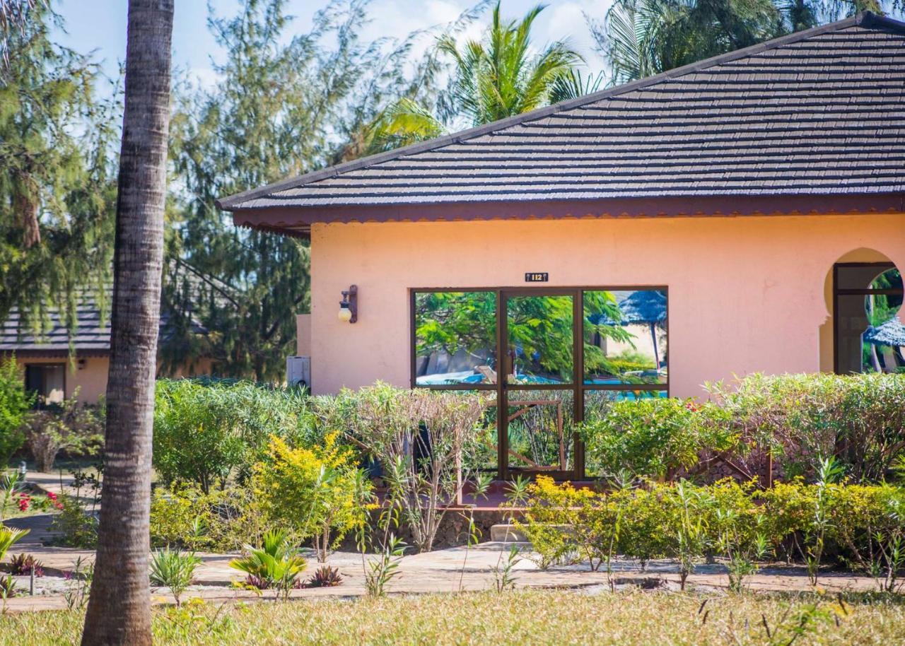 Vrclub Paje Palms Beach Resort Ngoại thất bức ảnh